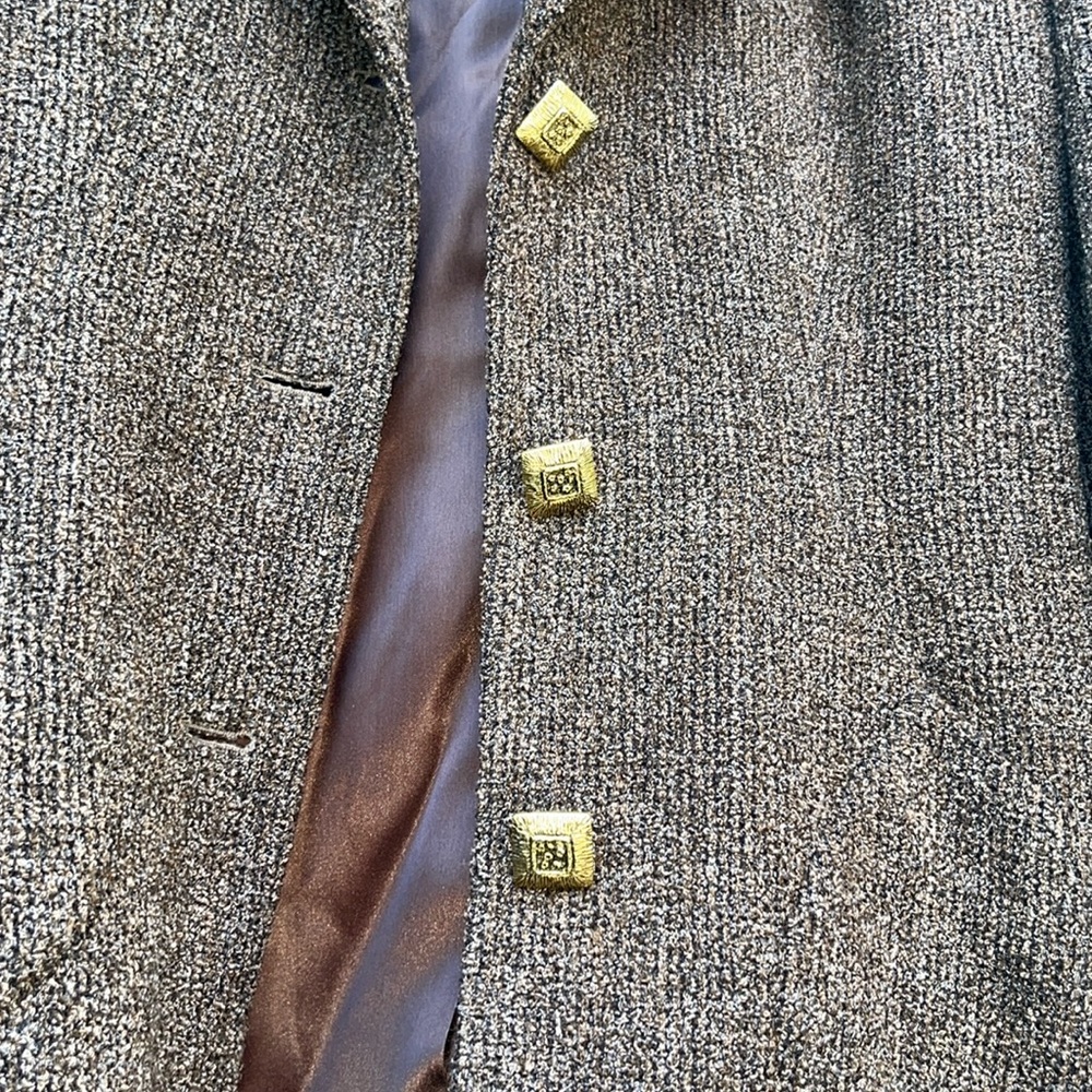 Coat - Picture 2 of 9